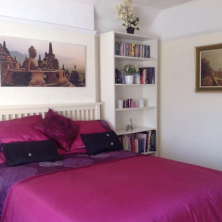 Shepperton Guesthouse מראה חיצוני תמונה